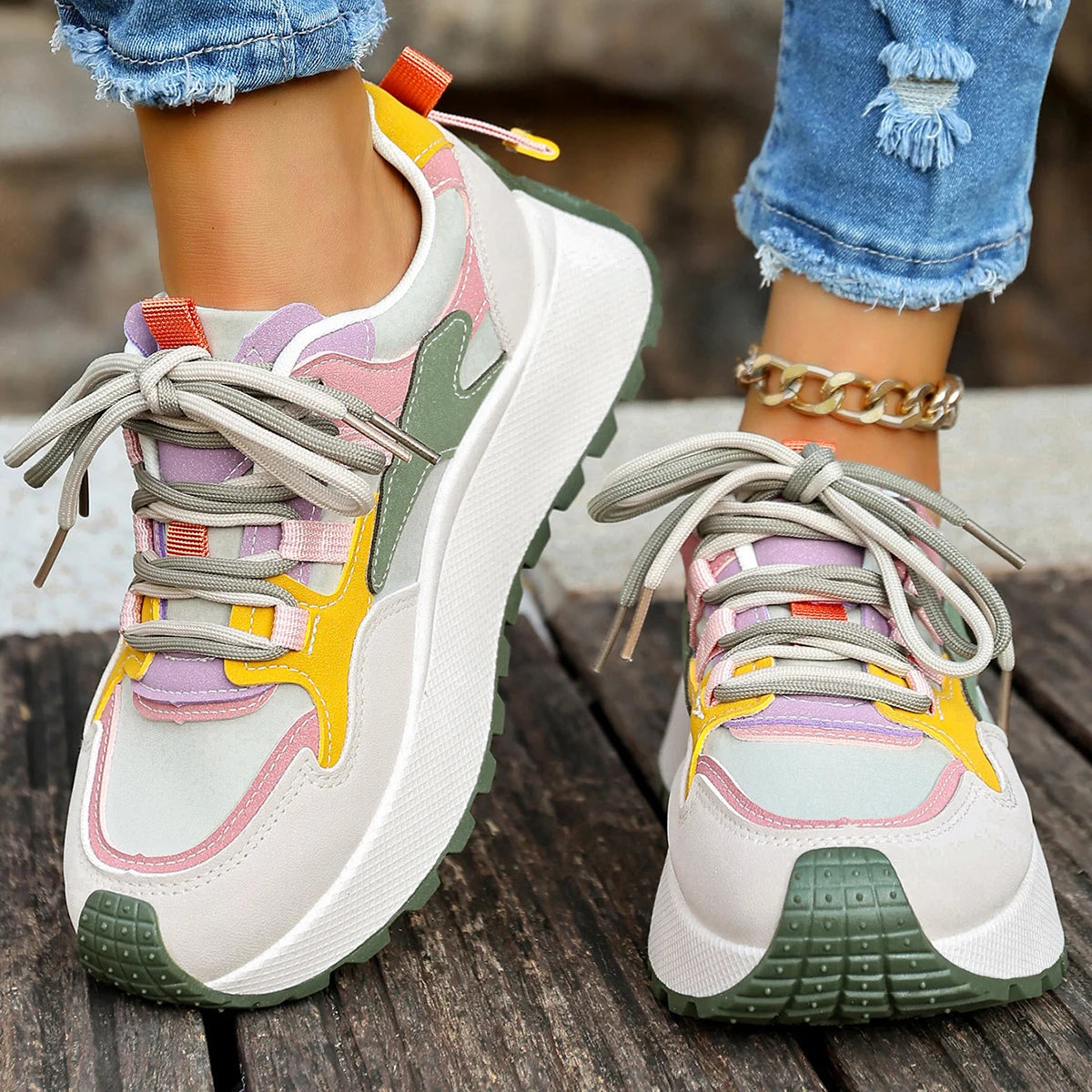 New women's shoes, thick soles, casual sneakers, versatile