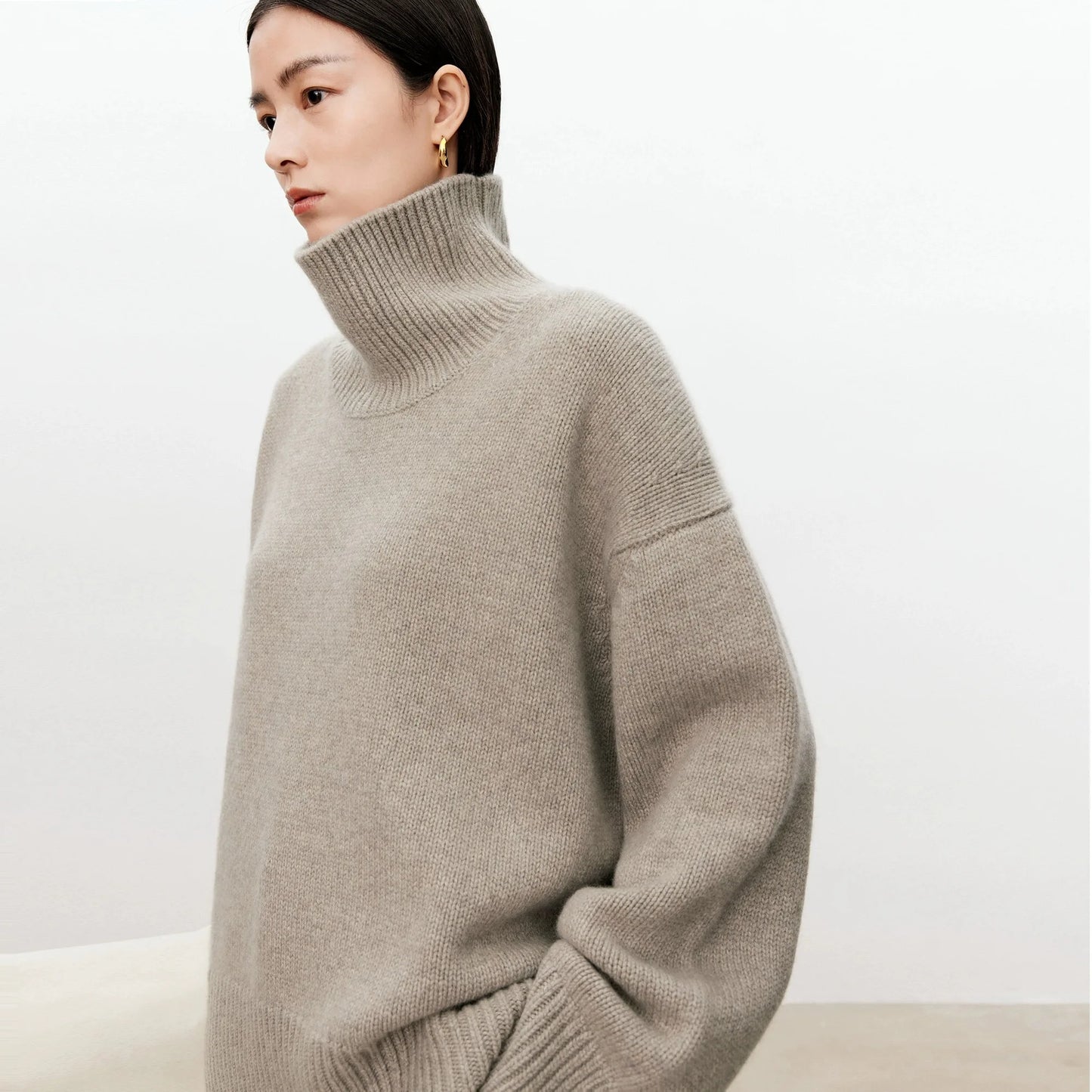 Turtleneck pure cashmere sweater female